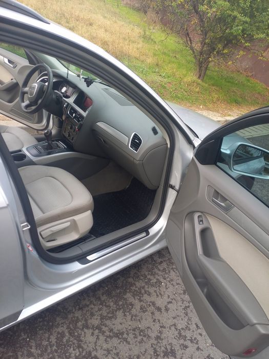 Vând  sau schimb cu doker sau MCV Audi A4 2011