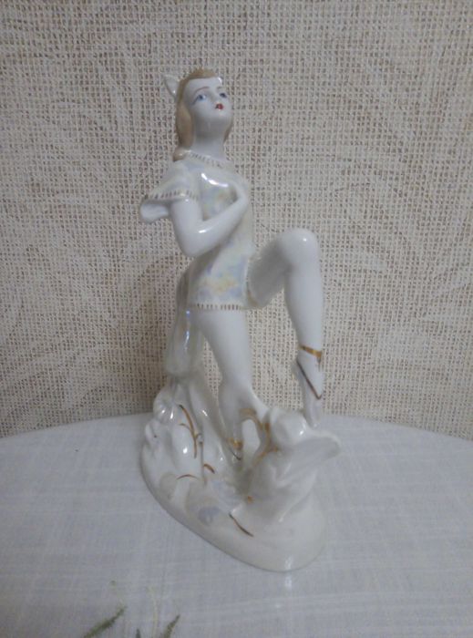 Статуэтка фарфоровая "Балерина - кошечка/лисичка". ДФЗ