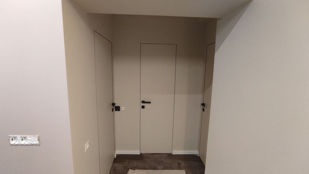 Поклейка обоев и покраска стен