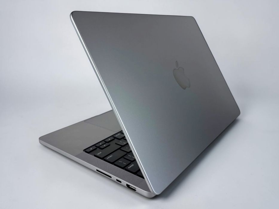 Apple MacBook Pro 14'' 2021 M1 PRO 16RAM 512SSD Перфектен! Гаранция!