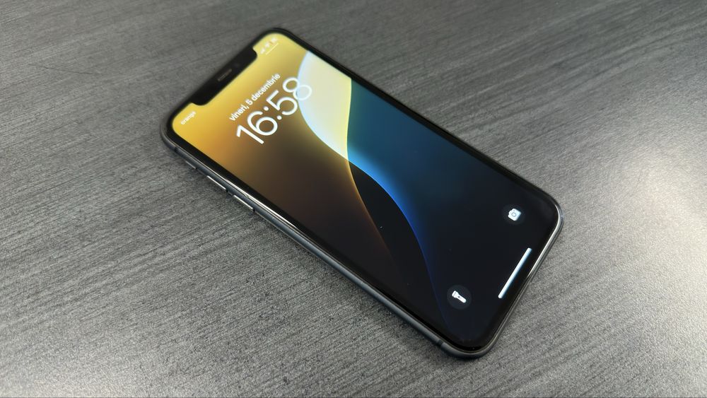 iPhone 11 space gray 64 GB
