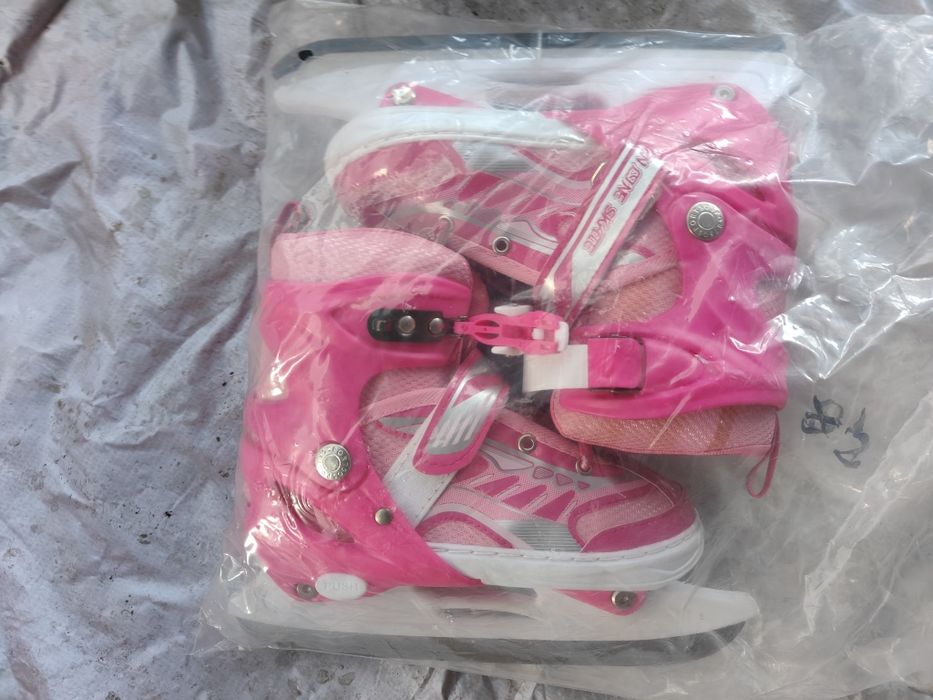 Коньки фигурные распродажа