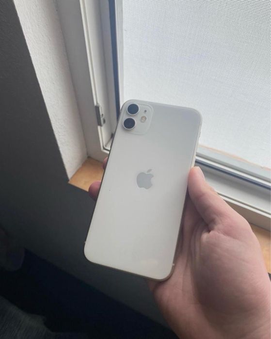 Iphone 11 alb perfect