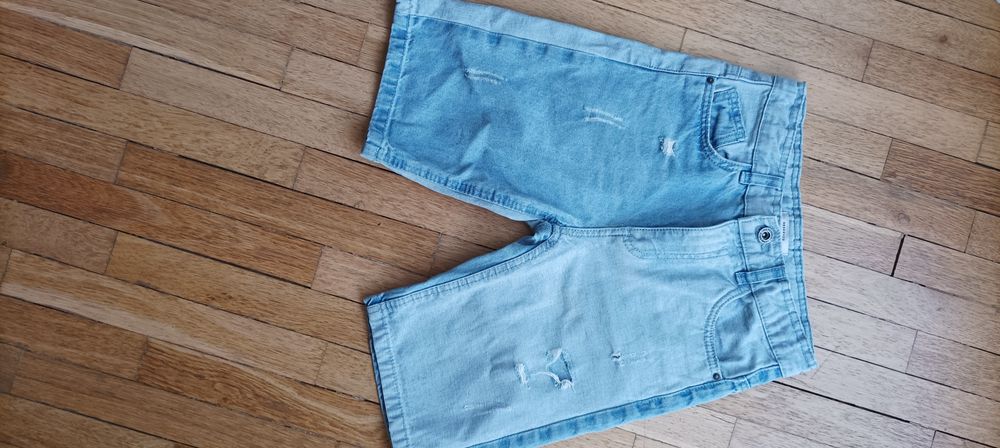 Къси панталони ZARA,H&M и RESERVED размер 134-140 см.