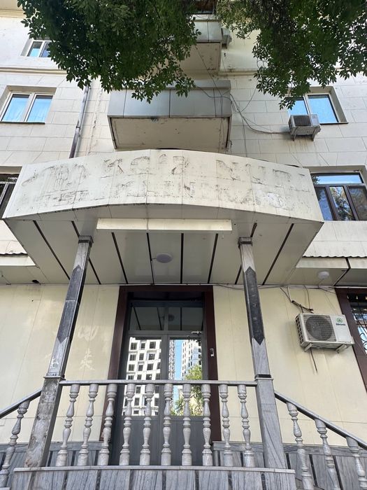Аренда Продажа Шота Руставелли напротив 59 поликлиники 1 этаж