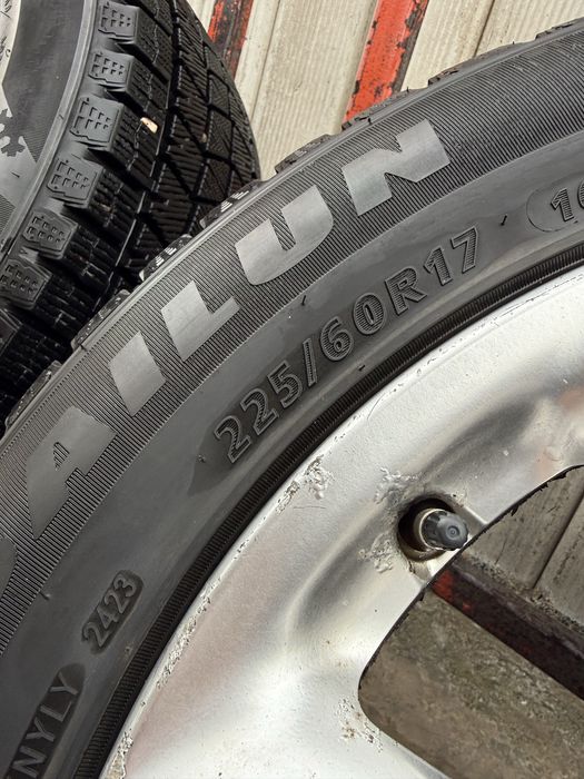 Зимняя резина с дисками 225/60 R17