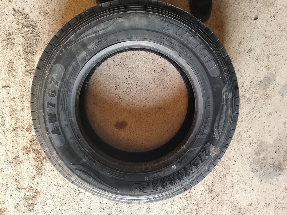 275/70R22.5   нови балон