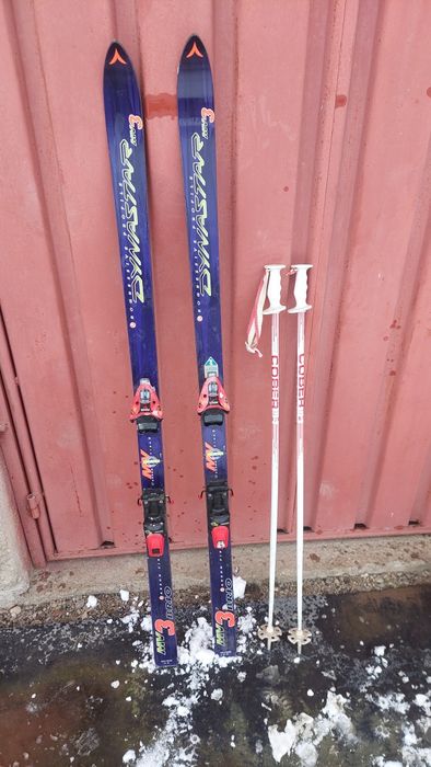Vând skiuri Dynastar 140cm