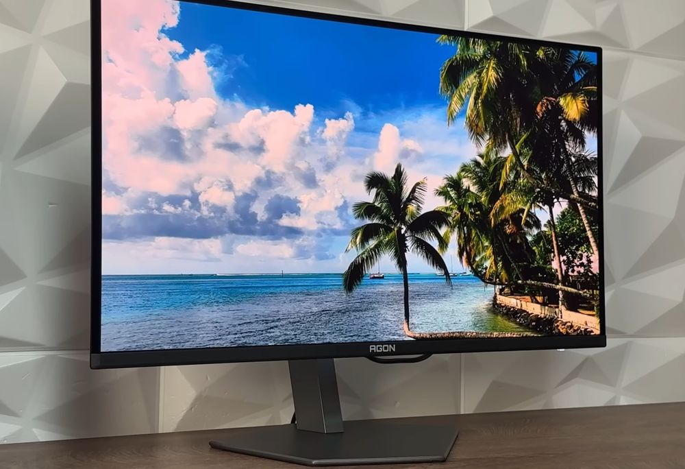 монитор 31.5 4К qd-oled 165 Hz, AOC AGON PRO AG326UD като нов