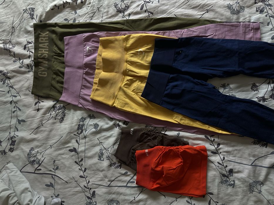 Спортни дрехи Gymshark и Abyl