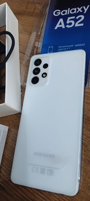 Продам телефон Samsung  a 52