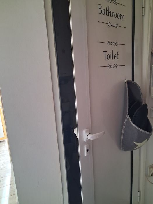 Продава се Двустаен апартамент в Варна, Цветен квартал - 55 кв.м за 1159 €/кв.м - Снимка #6