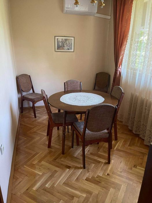 Продава се Тристаен апартамент в София, Център - 101 кв.м за 1971 €/кв.м - Снимка #2