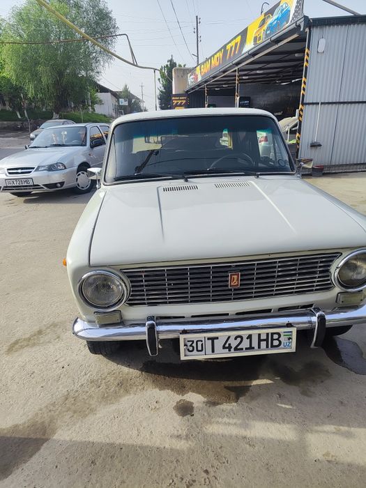 Vaz 21011 jguli zuri