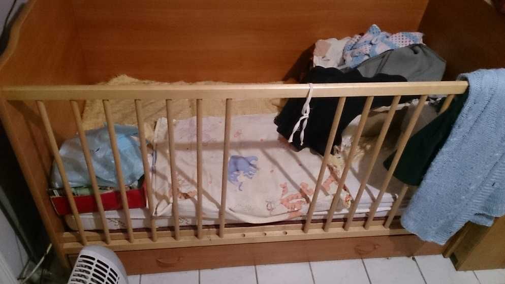 Детско легло и детски столчета за кола