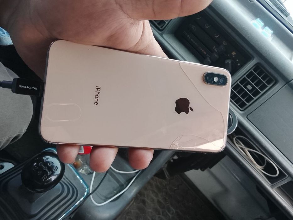 Xs max 64 sotlad yoki obmen ozidan kottalarga daplata bor