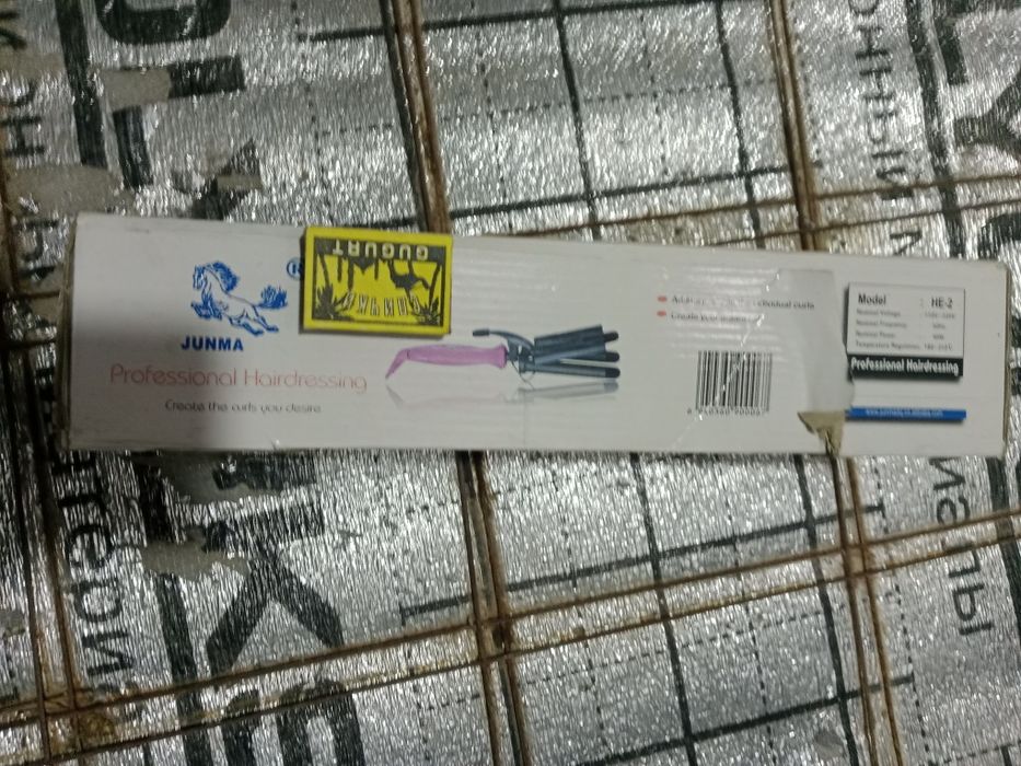 Продам утюг для волос плейка работал хорошо сейчас не работает