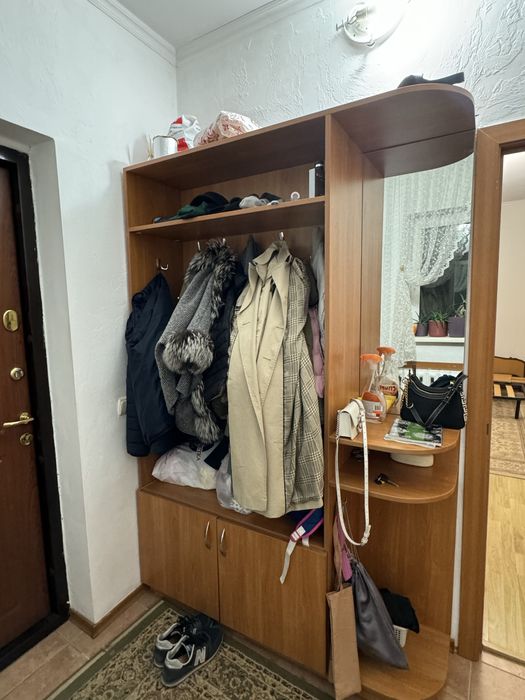 Продам мебель для прихожей комнаты, в хорошем качестве