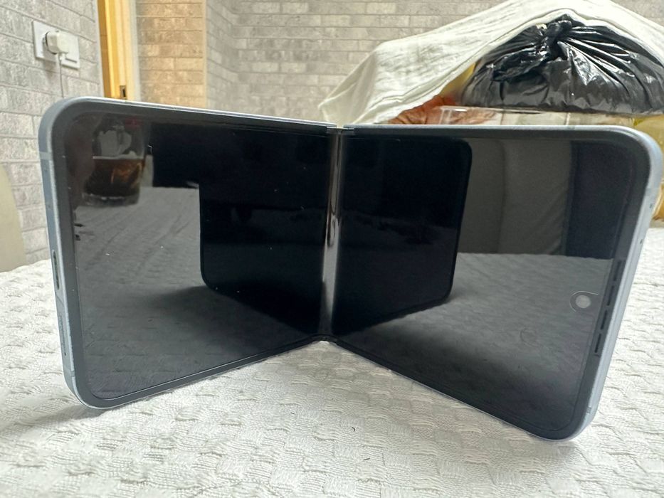 Samsung Flip Z 6