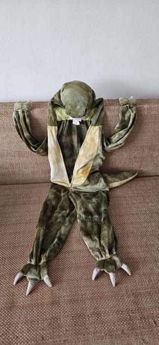 Costum de dinozaur