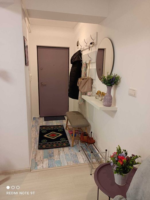 Inchiriez apt. 2 camere, transformat in 3,  modern si primitor