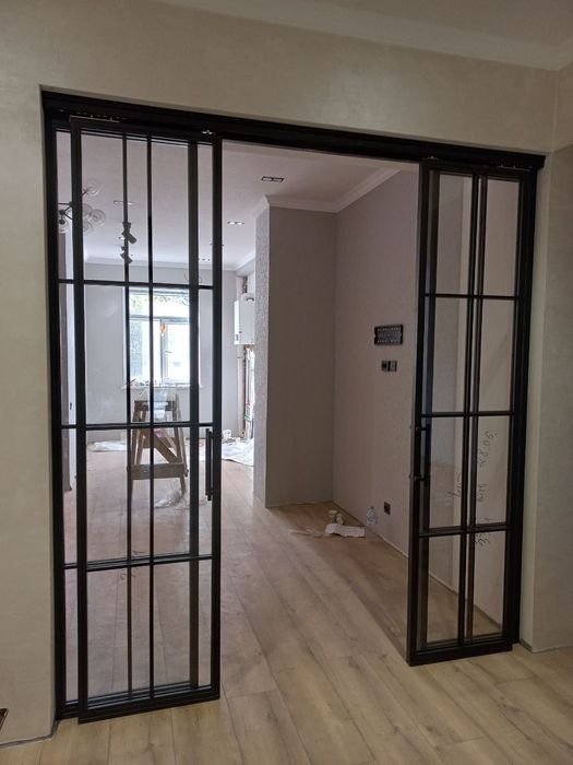 Межкомнатные стеклянные перегородки