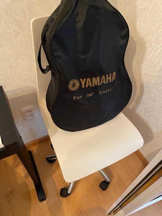 Продаю гитару в хорошем состоянии