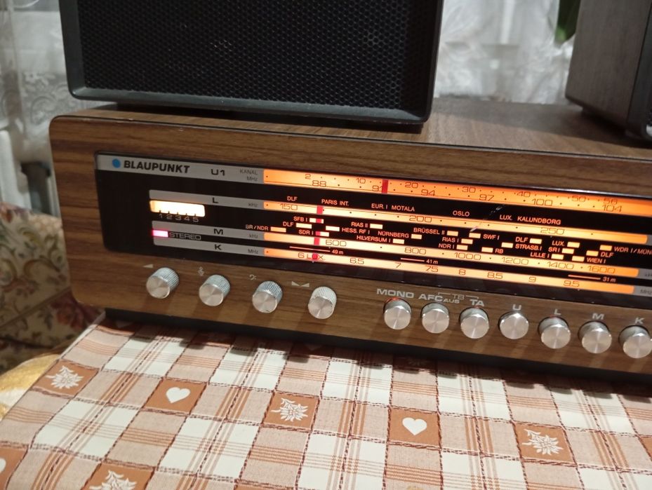 Ресийвър Bllaupunkt комплект с колони