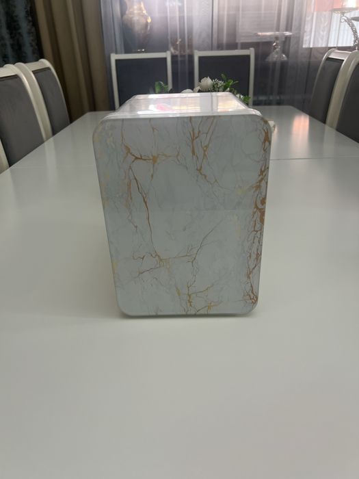 Мини холодильник для косметики