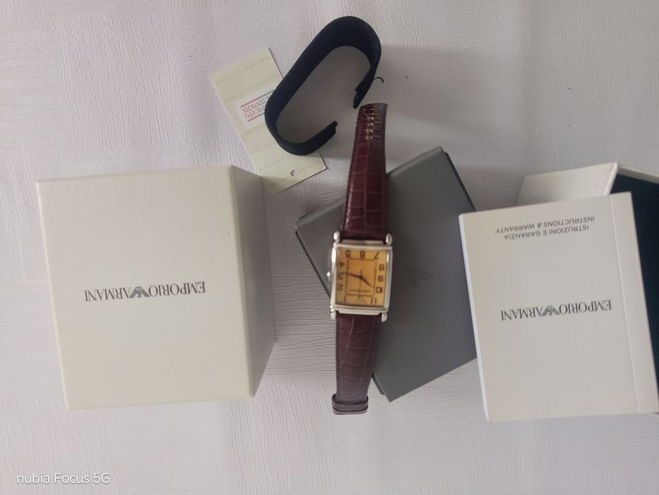 Часы Emporio Armani
