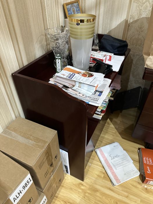 Продается тумба из дерева