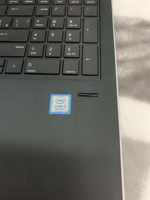 Ноутбук hp laptop
