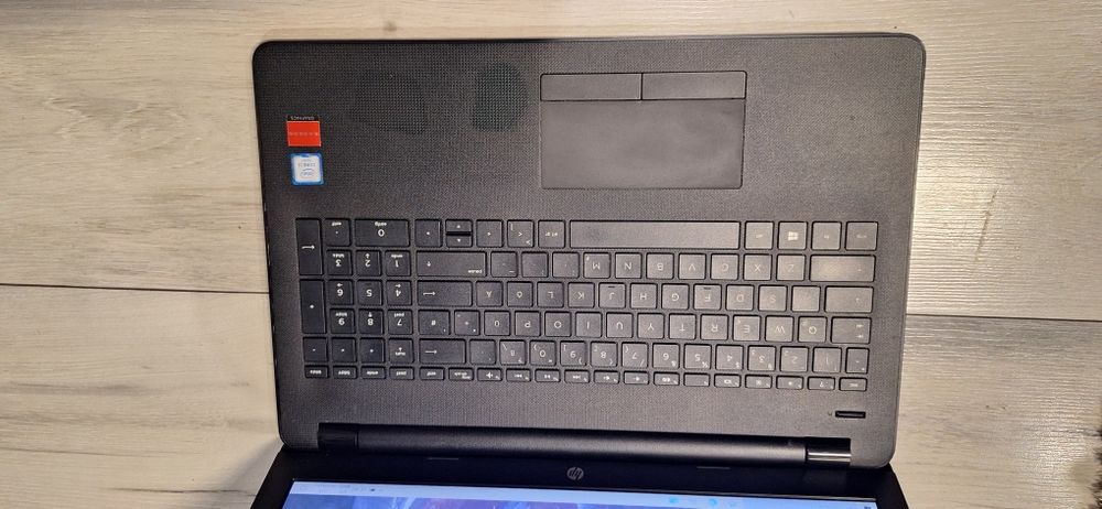 Hp 15bs-i3 6006u/8гб/256гб м.2/Radeon 520