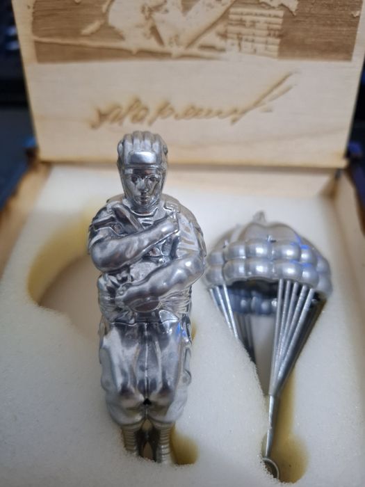 Сувениры подвеска в автомобиль