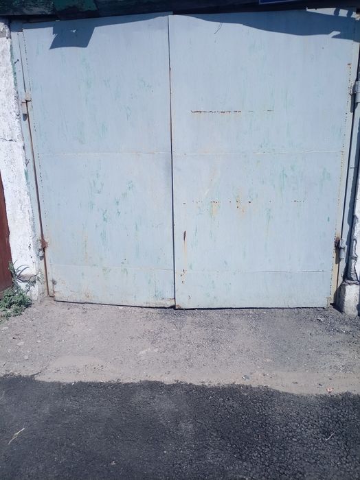 Продам гаражные ворота