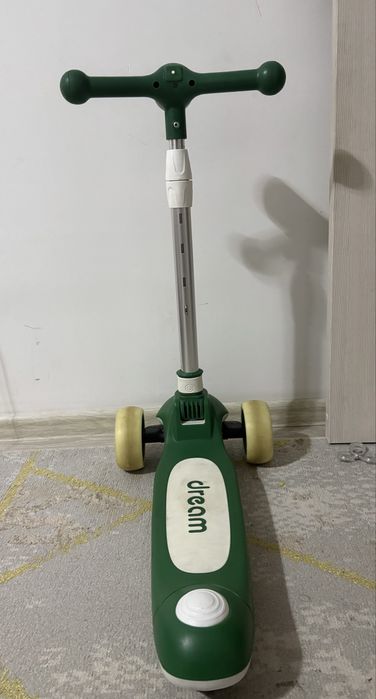 Продам самокат Kreiss