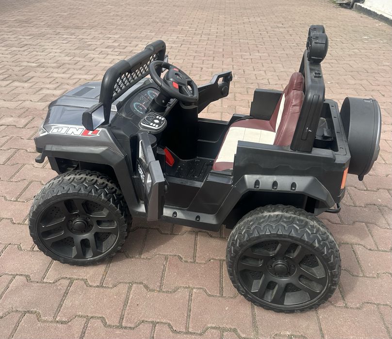 Продам детский электромобиль