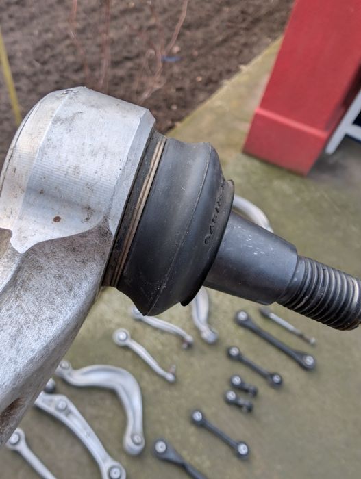 Vând Kit Brațe/ Set suspensie Față Spate AUDI A4 B8 / A5 / A6 C7 / Q5