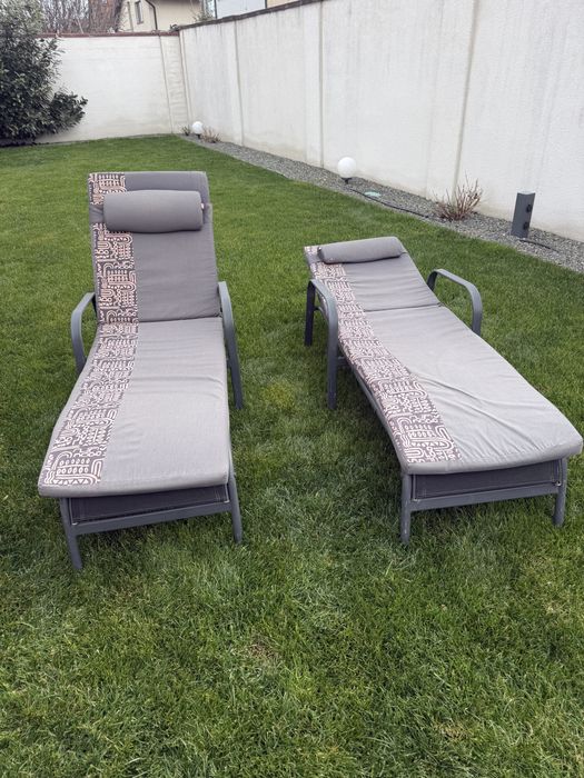 Sezlonguri cu saltea