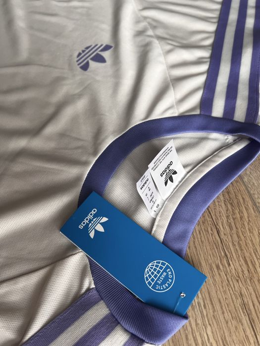 Tricou de fotbal Prezentare Real Madrid marime M adidas Originals