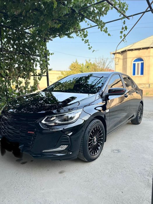 Chevrolet   Onix