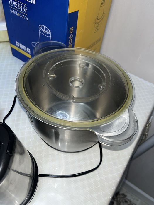 Продам электрический измельчитель