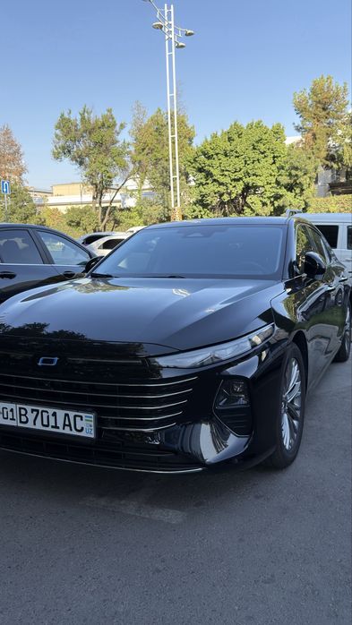 Bestune B70 srochni  sotiladi