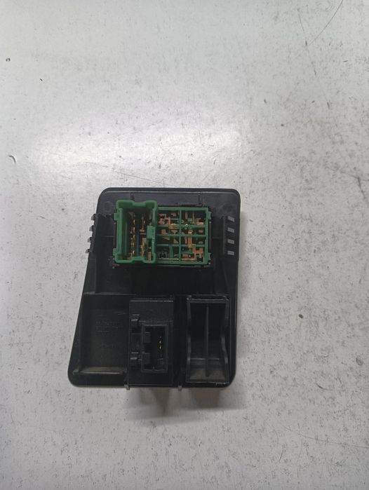 Comutator Oglinda Laterala Nissan Qashqai / Qashqai +2 I J10, Jj10 2006 - 2014 Dci 4X4 M1D, M9R
