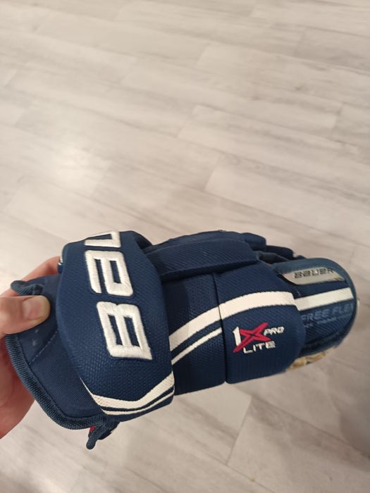 Краги-перчатки хоккейные 1х лайт
