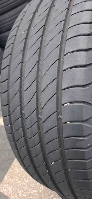 2бр. 225/45/18 Michelin 6.3mm грайфер, дот 21г. Безплатен монтаж