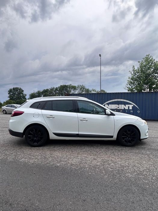 RENAULT Megane 2011 — imagine 3
