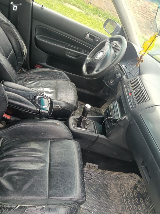 VOLKSWAGEN Golf 2005 — imagine 4