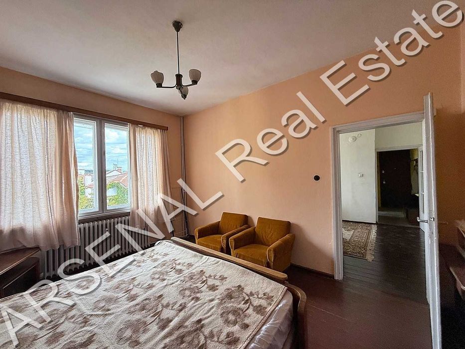 Дава се под наем Двустаен апартамент в София, Център - 65 кв.м за 500 € - Снимка #2