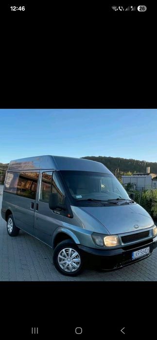 De vânzare ford transit modelul scurt cu 110 cai masina arata bine